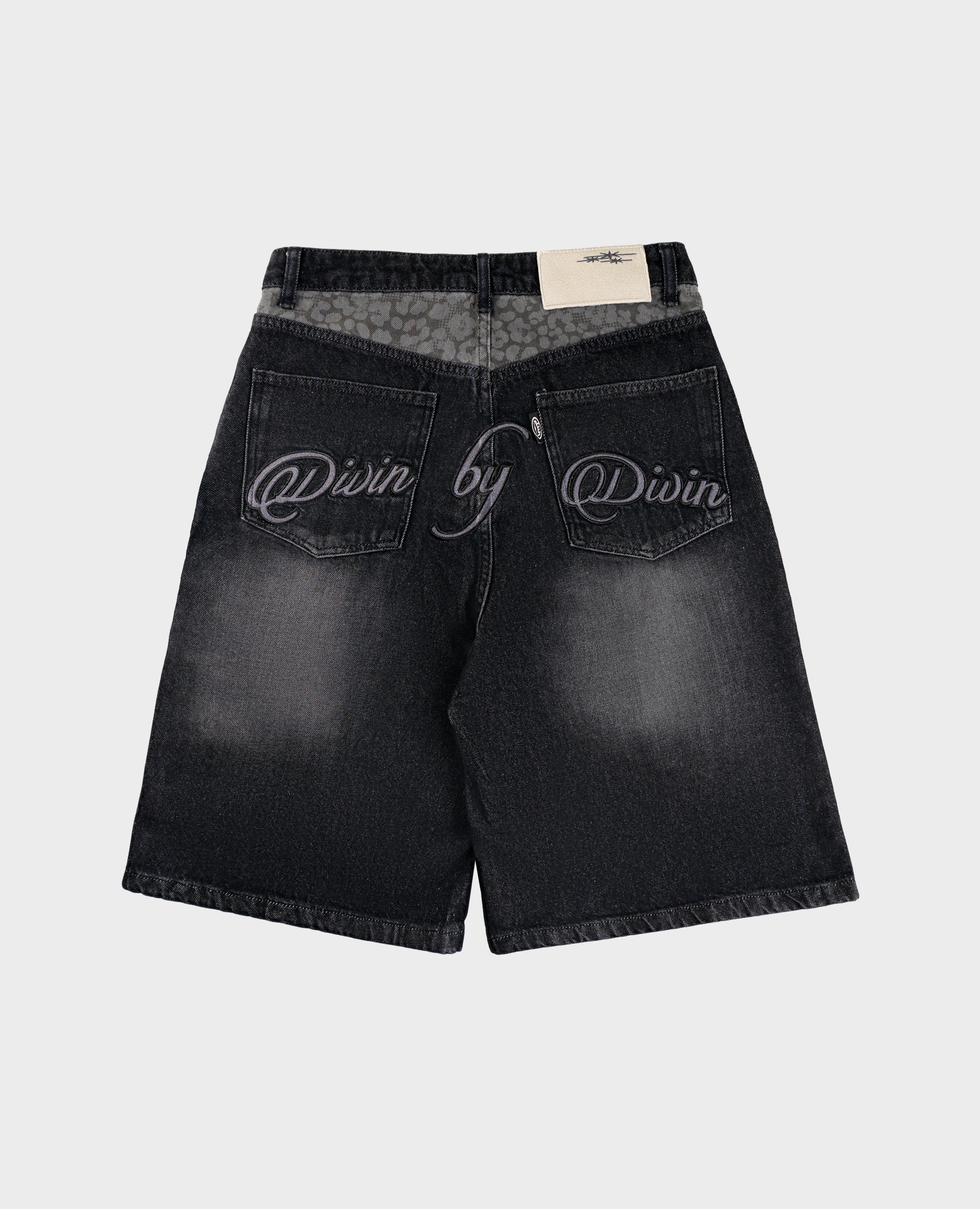 BLACK LEOPARD POCKET DENIM JORT