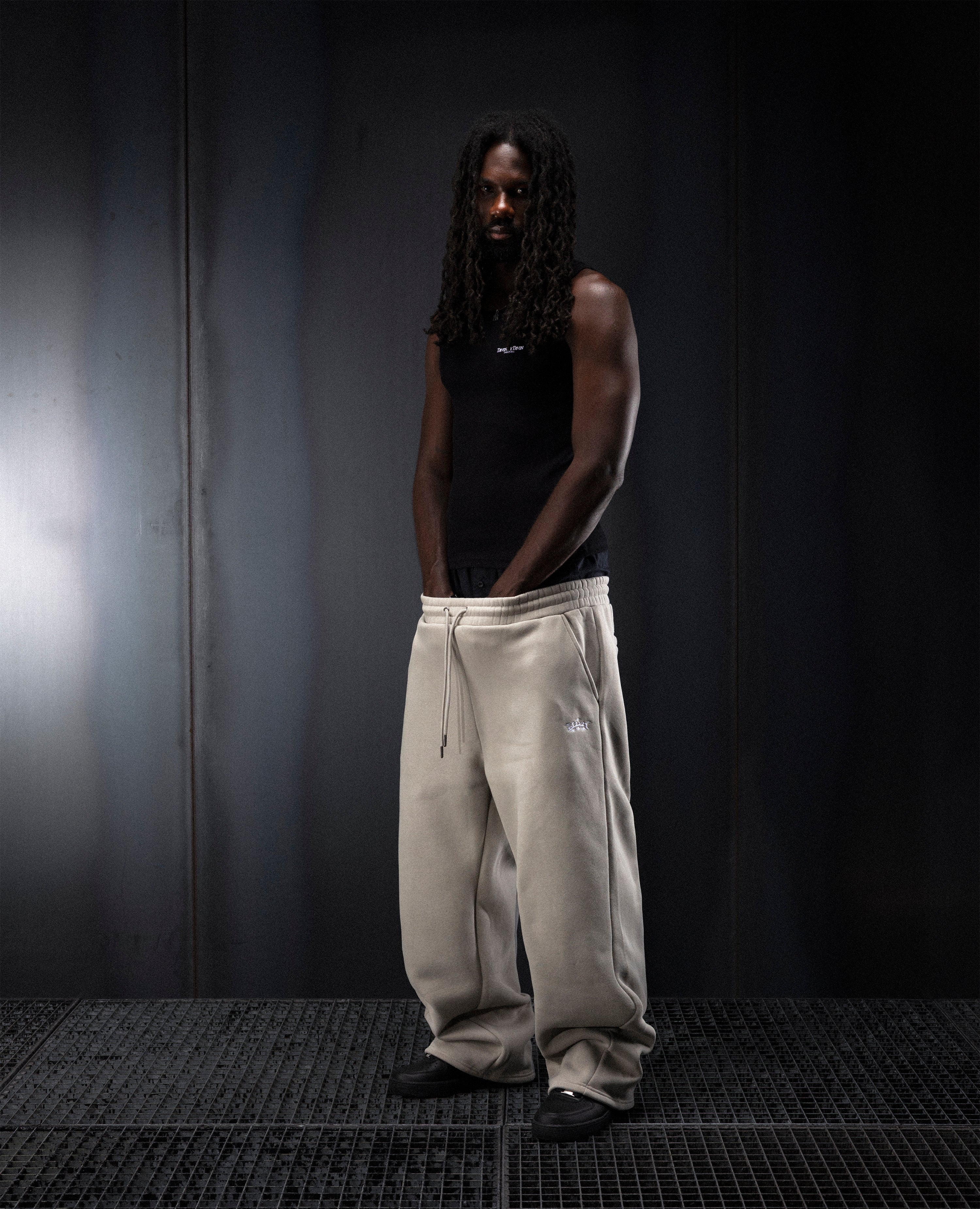 GREY BAGGY CLASSIC JOGGER